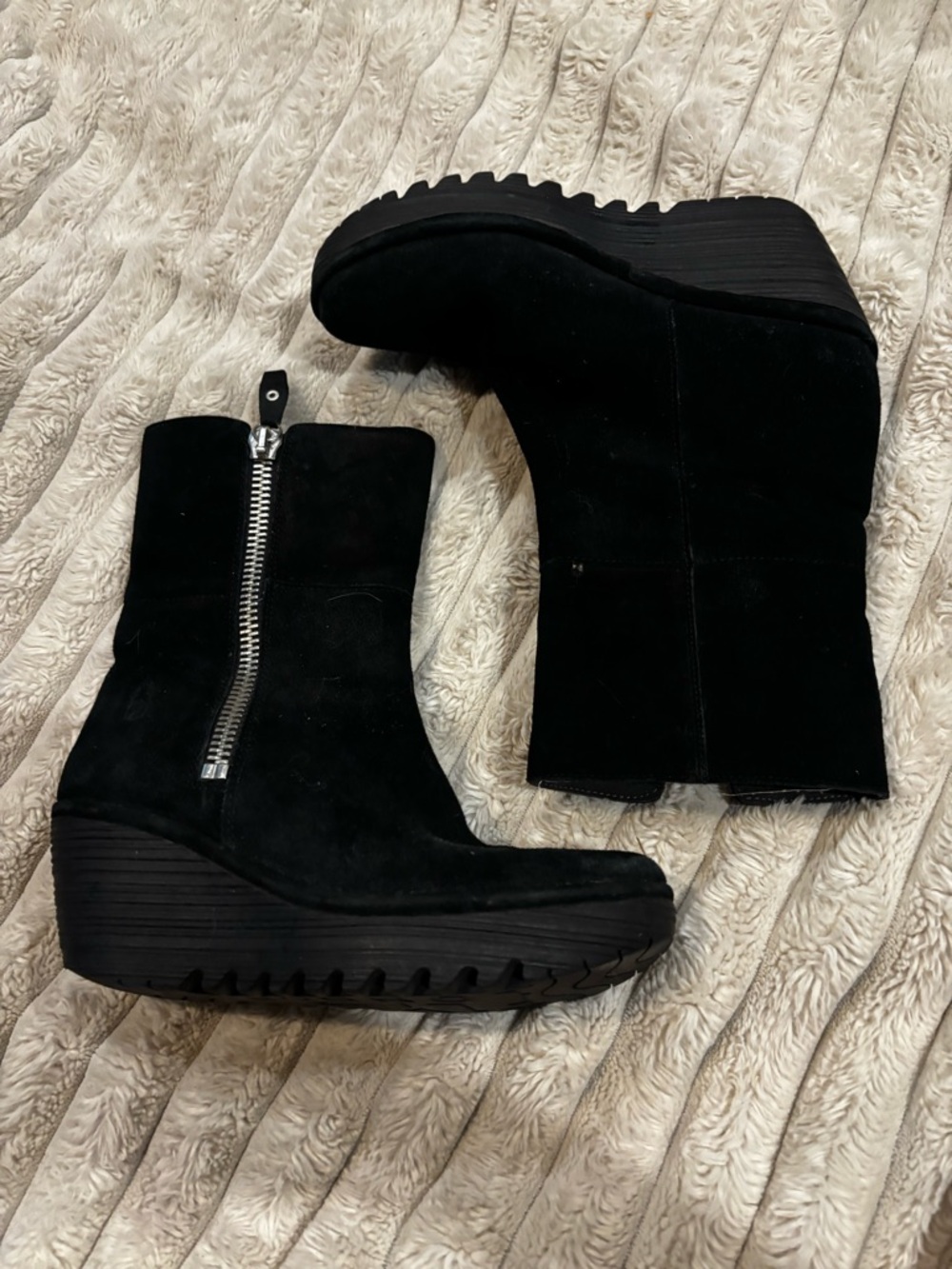 Women's Black Suede Platform Ankle Boots with Side Zip fly London Boots